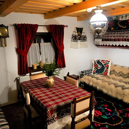 Casuta Din Cotroape - Maramures *