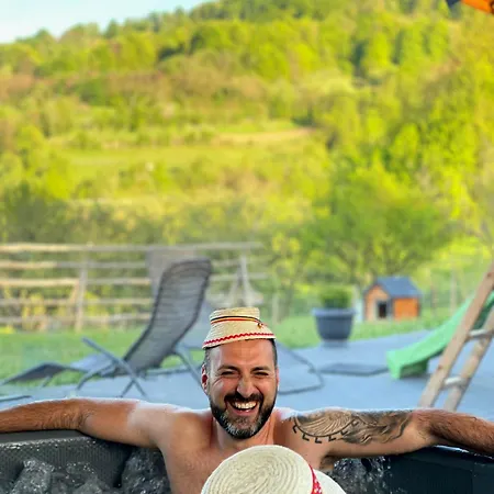 Casuta Din Cotroape - Maramures Sacel (Maramures)